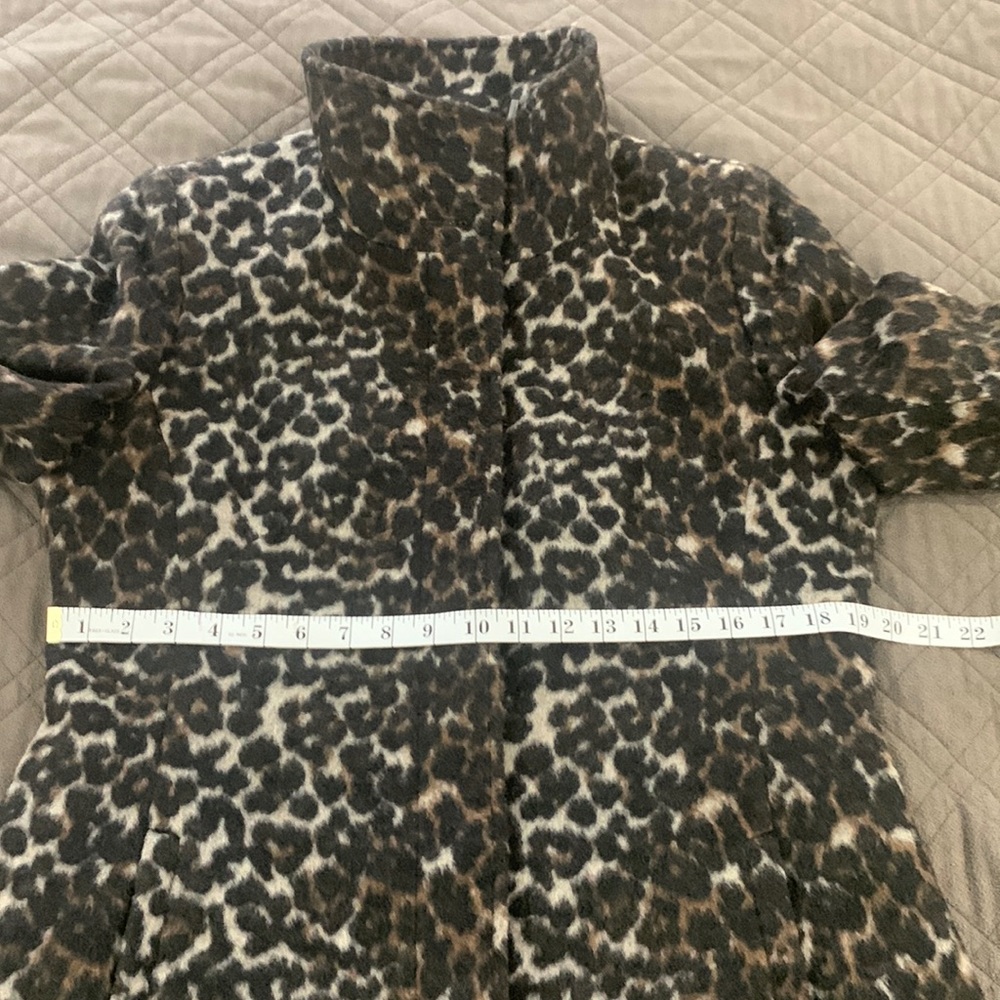 NWOT Via Spiga Leopard Print Coat size 12 - Picture 15 of 17